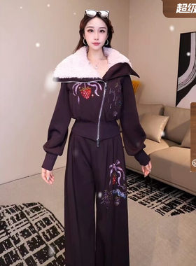 TCH潮流时尚草莓烫钻咖色大毛领加绒外套休闲裤套装女T75D07E1098
