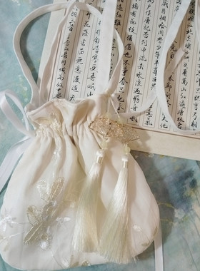 古风刺绣流苏抽绳斜挎手提女包