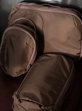 香港品牌 Able Carry - Cube Set 轻携手提杂物包旅行衣物收纳包