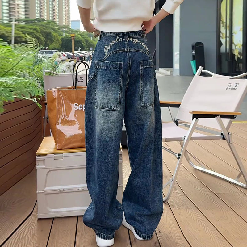 加绒2025秋冬新款今年流行爆款梨形身材高腰宽松弯刀阔腿牛仔裤子