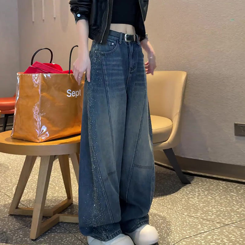 今年流行爆款2026春新款梨形身材高腰宽松烫钻设计弯刀阔腿牛仔裤,女装/女士精品,牛仔裤,淘宝优惠券,粉丝福利购,淘宝优惠卷