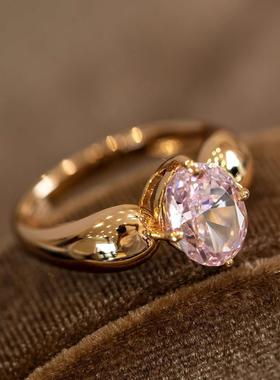 复古精致港风蜜桃乌龙粉钻戒指