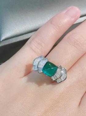 仿天然哥伦比亚培育祖母绿糖塔