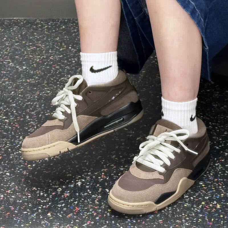 耐克休闲大童鞋运动鞋AJ4透气缓震气垫青少年篮球鞋FQ7938-022