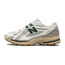 New Balance 1906 男女情侣透气网眼复古休闲老爹鞋 M1906RQ  YT