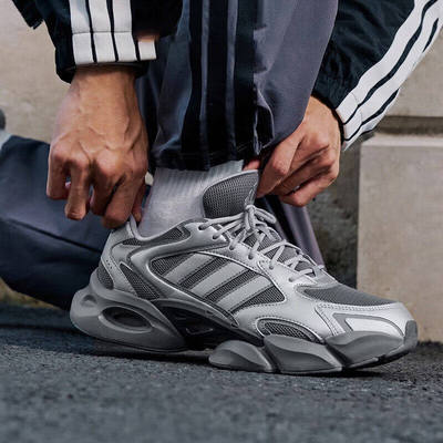 Adias跑步鞋男女新款厚底
