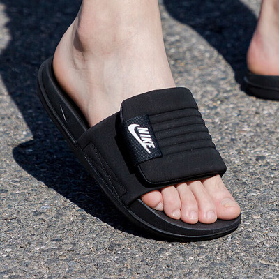 耐克休闲沙滩凉鞋Nike