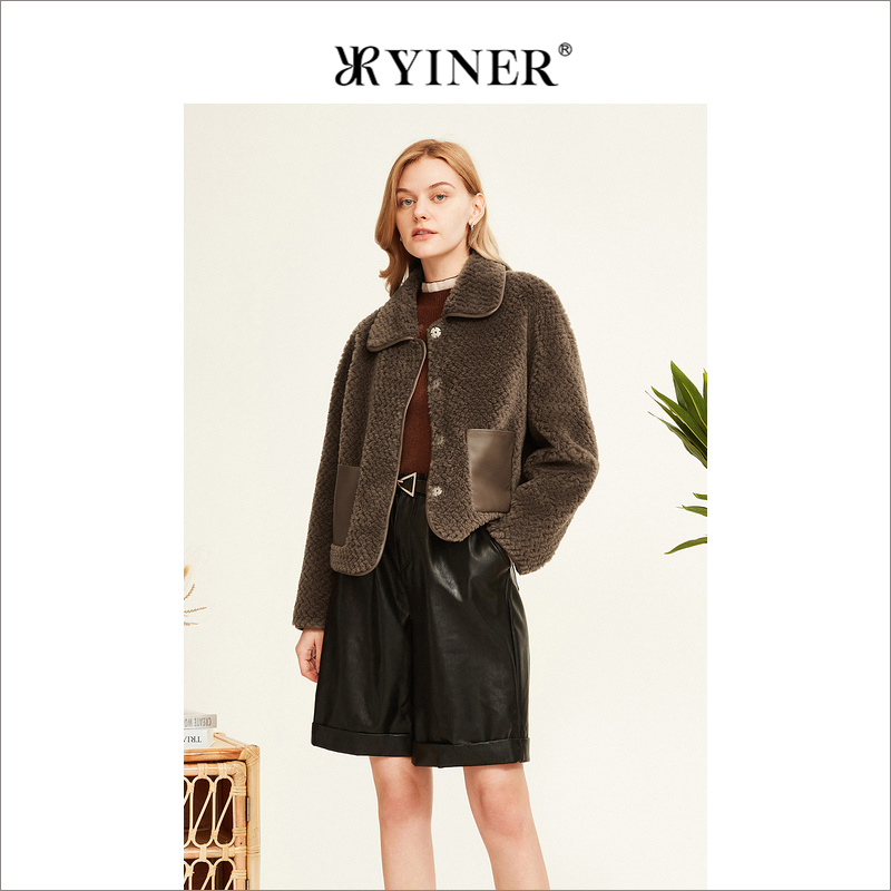 YINER音儿专选女装冬季时尚羊皮口袋拼接翻领环保羊毛皮草外套