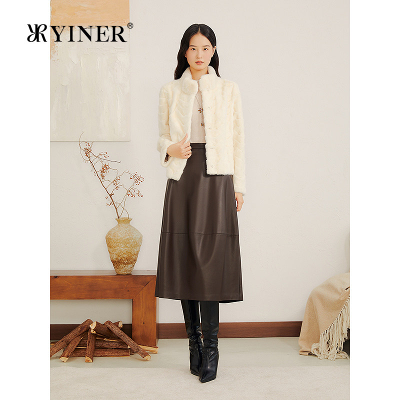 YINER音儿专选冬季新款月牙纹短款立领母貂拼貂水貂毛皮草