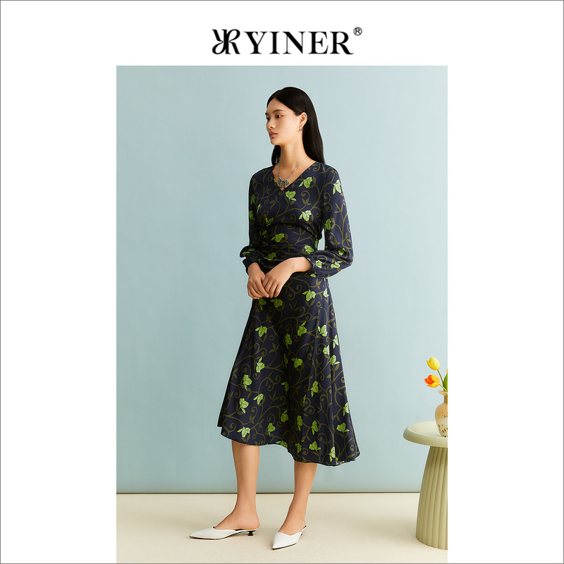 YINER音儿女装秋季法式艺术收褶V领收腰印花桑蚕丝连衣裙