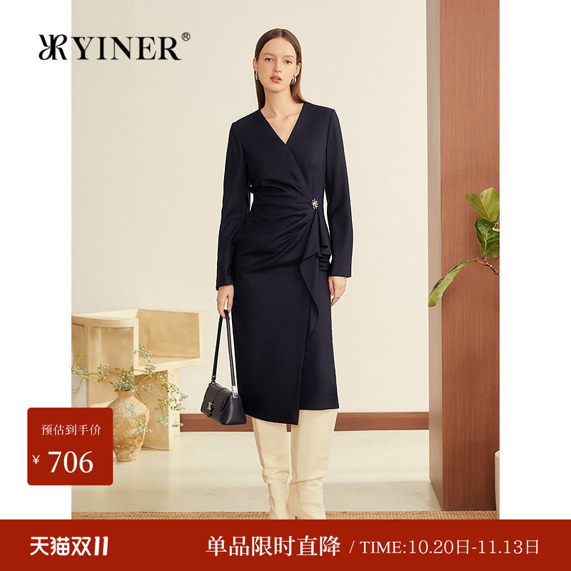 YINER音儿冬季新款法式优雅褶艺美利奴羊毛V领显瘦连衣裙修身内搭