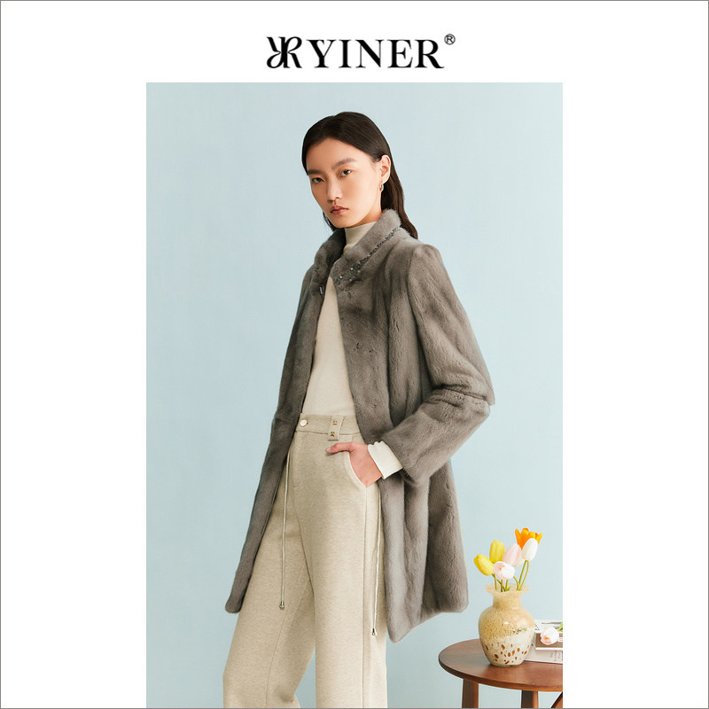 YINER音儿专选女装冬季法式中长款立领钉珠装饰水貂毛皮草外套