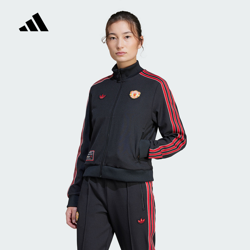 adidas阿迪达斯曼联队徽足球夹克上衣2025春女上衣梭织夹克JF0360