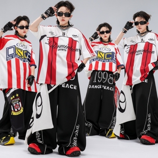 hiphop街舞童装套装黑红酷帅演出服走秀黑蓝短袖表演服男孩条纹