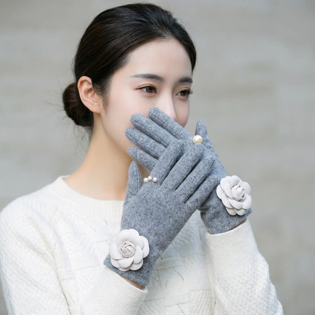 小香风羊绒手套女士秋冬季钉珠加绒加厚保暖开车骑行触屏羊毛手套