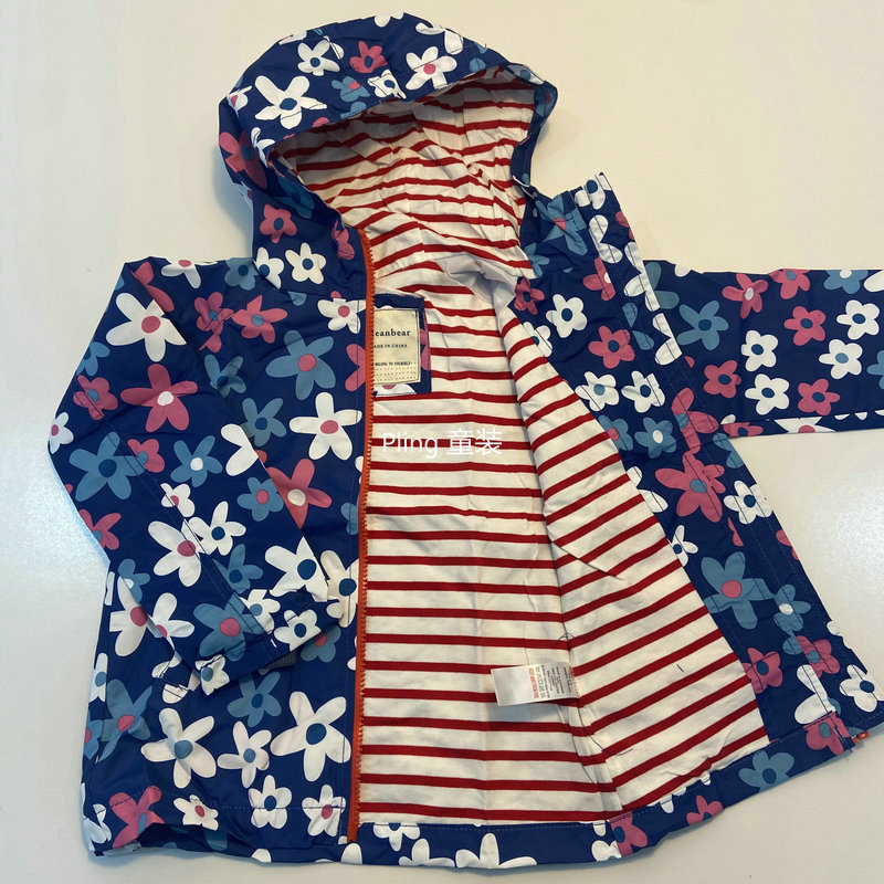 外贸儿童防风防水连帽户外服登山服25秋季女童薄款冲锋衣洋气外套