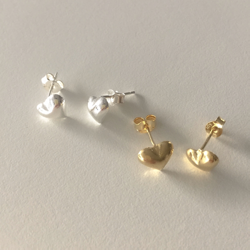 925银简约百搭爱心耳钉耳饰