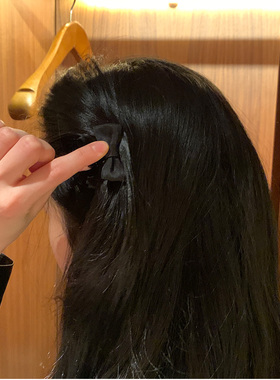 可爱缎面蝴蝶结边夹刘海夹
