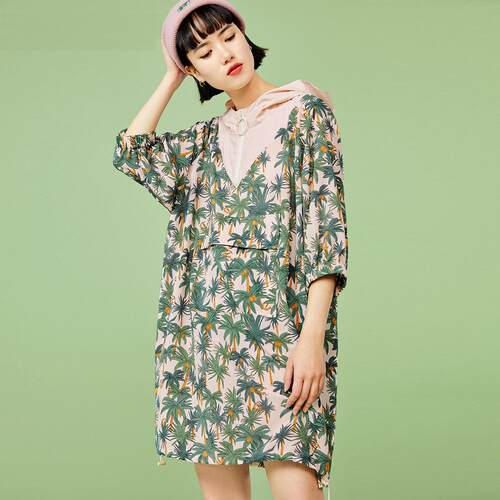 现货2021夏款 AWFA91535棕榈叶连帽连衣裙女休闲七分袖度假风裙子