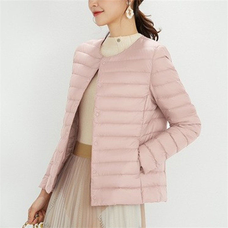 波斯橙官方旗舰店2026秋冬轻薄圆领羽绒服女V领时尚休闲短款无领