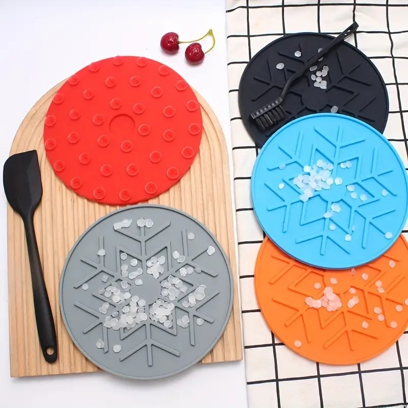 硅胶宠物舔垫防滑慢食垫食品级圆形舔垫猫狗食具带吸盘宠物用品,宠物/宠物食品及用品,猫狗碗/慢食碗,淘宝优惠券,粉丝福利购,淘宝优惠卷