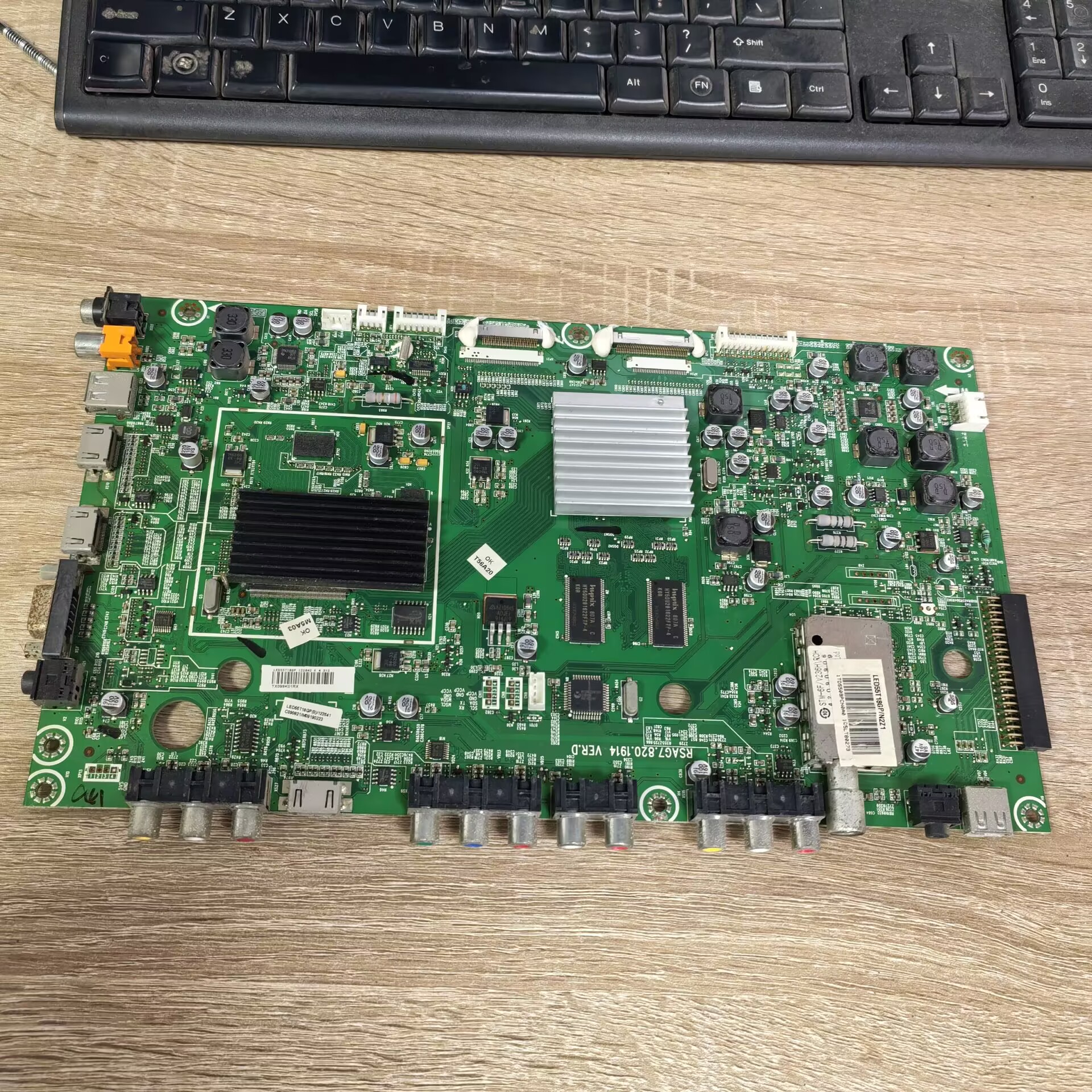 海信LED55T18GP/122642主板RSAG7