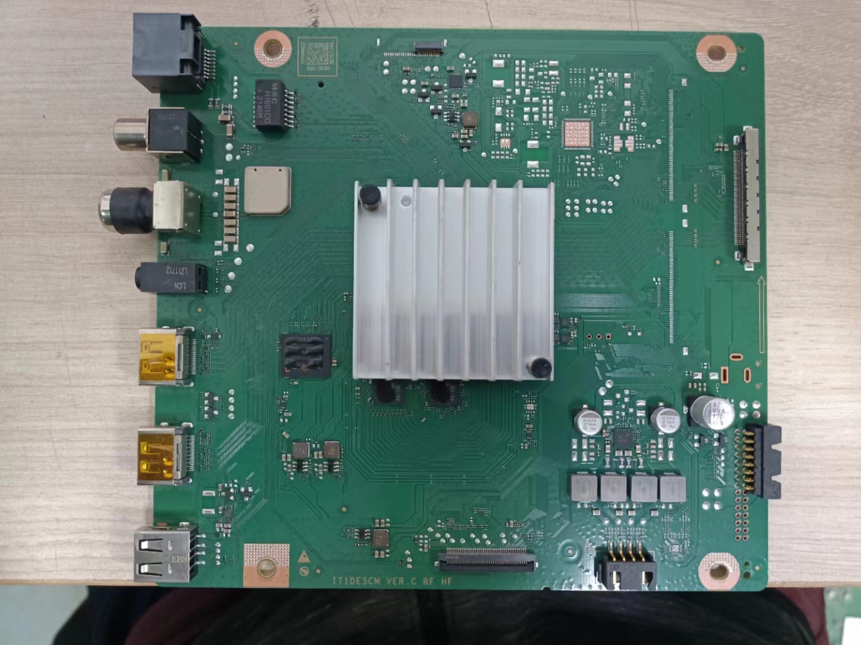 原装华为HD65DESA主板IT