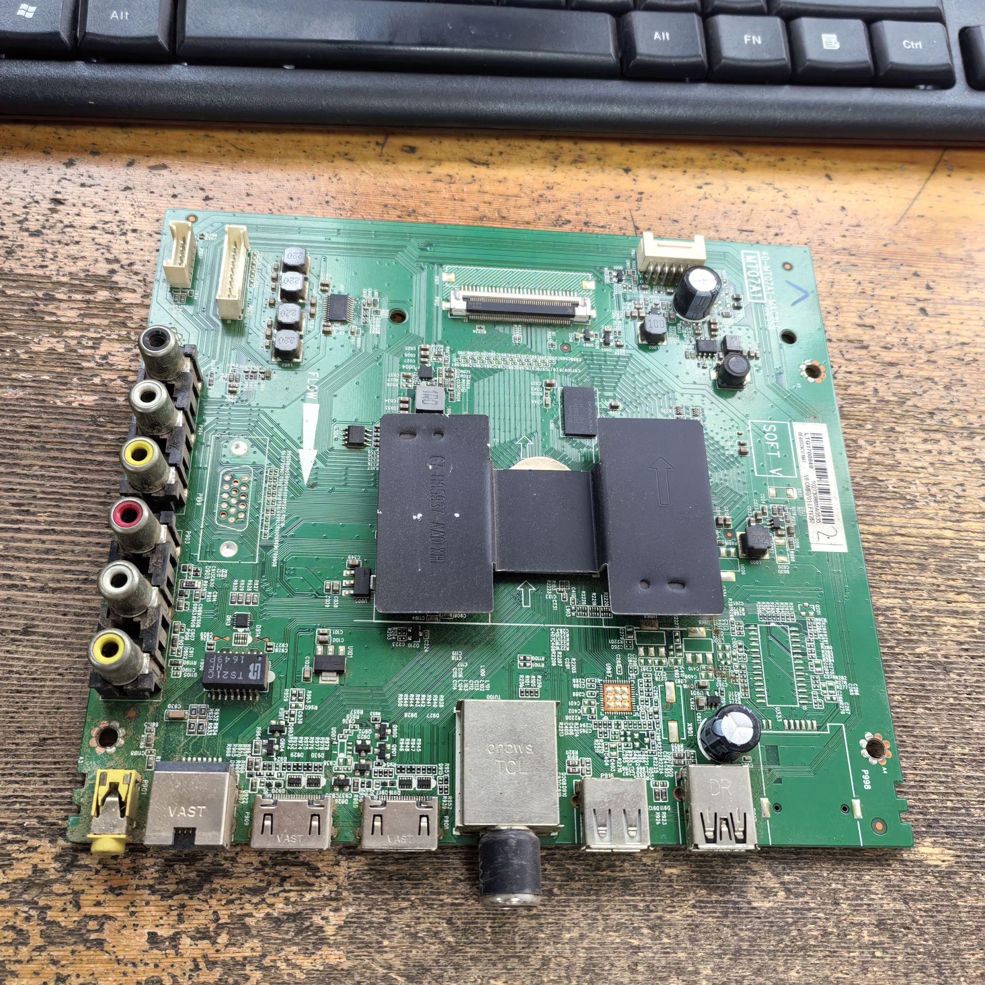 TCLL49P1A-F主板40-MT07A1-MAC2