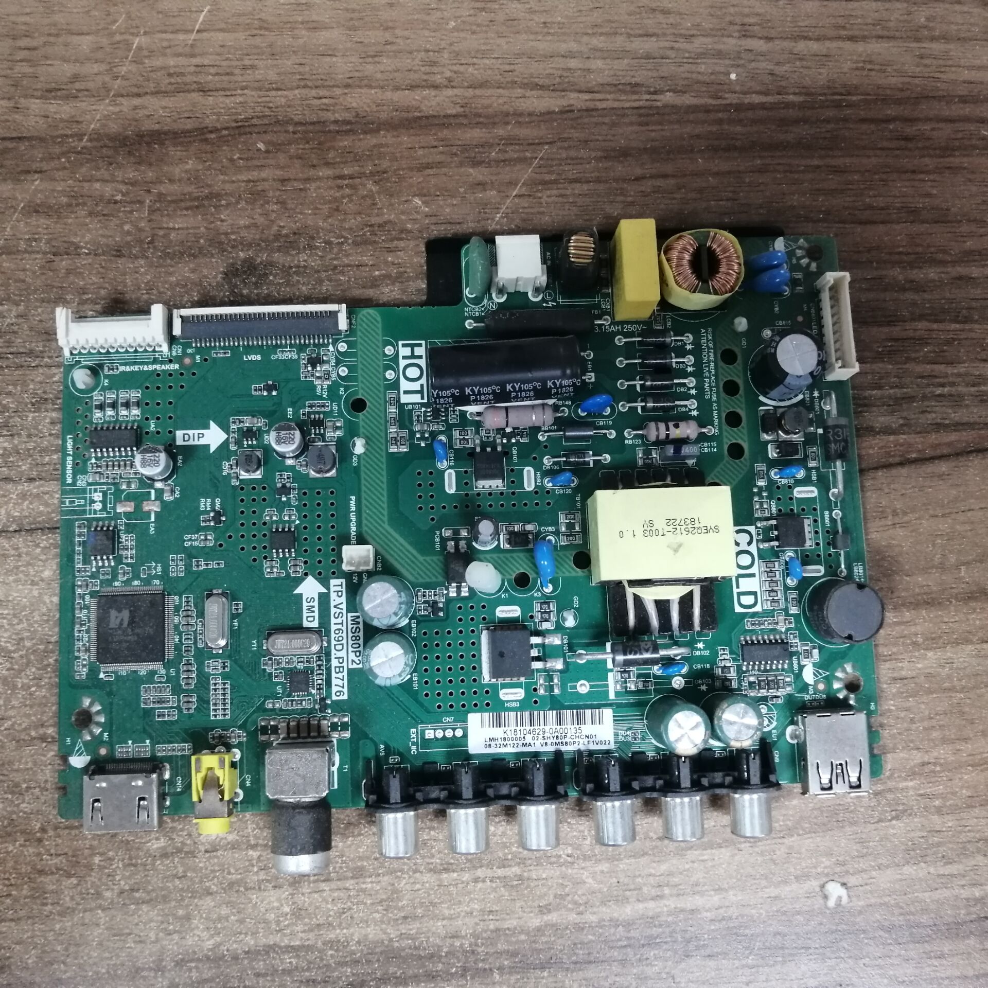 TCLL32F3301B主板TP.VST69