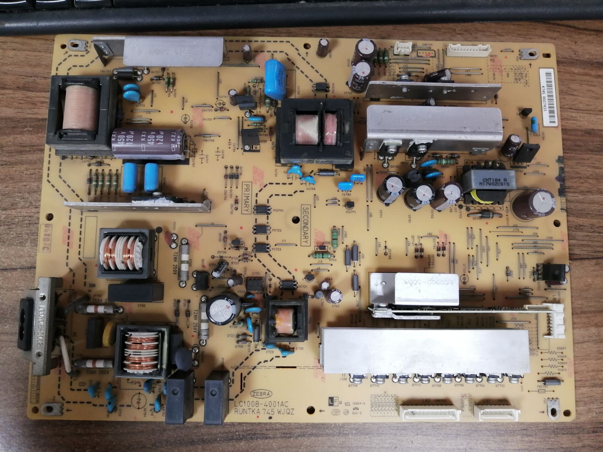 夏普LCD-46/52LX620A电源板RU