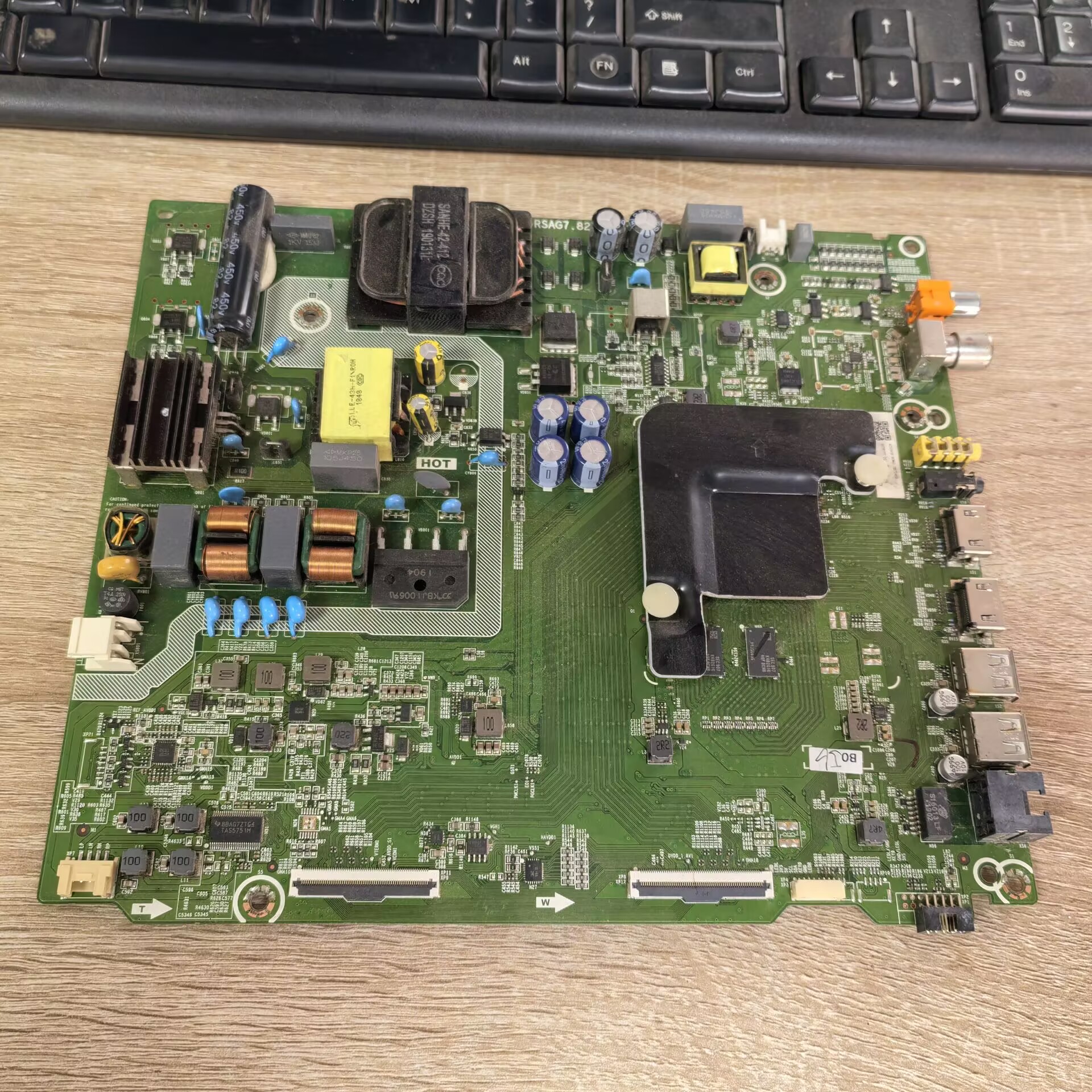 海信H55E3AHZ55A55主板RSAG7.82