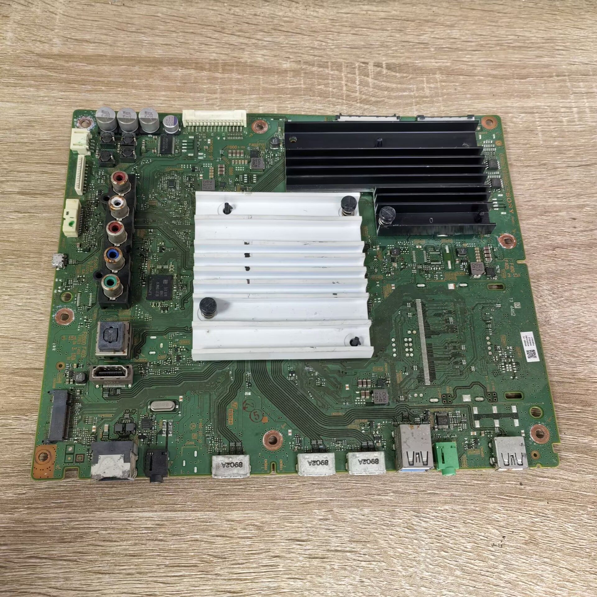 索尼KD-65X8566F主板1-982-627