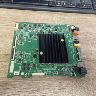 海信HZ65A67E(B0M2)主板RSAG7.820.8813屏HD650V3U52实拍 测好发