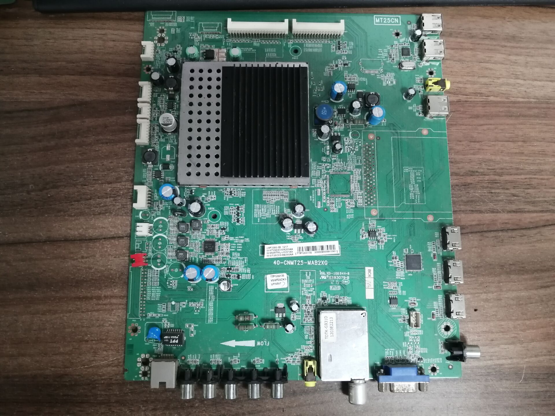 原装TCLL48F3300-3D主板4