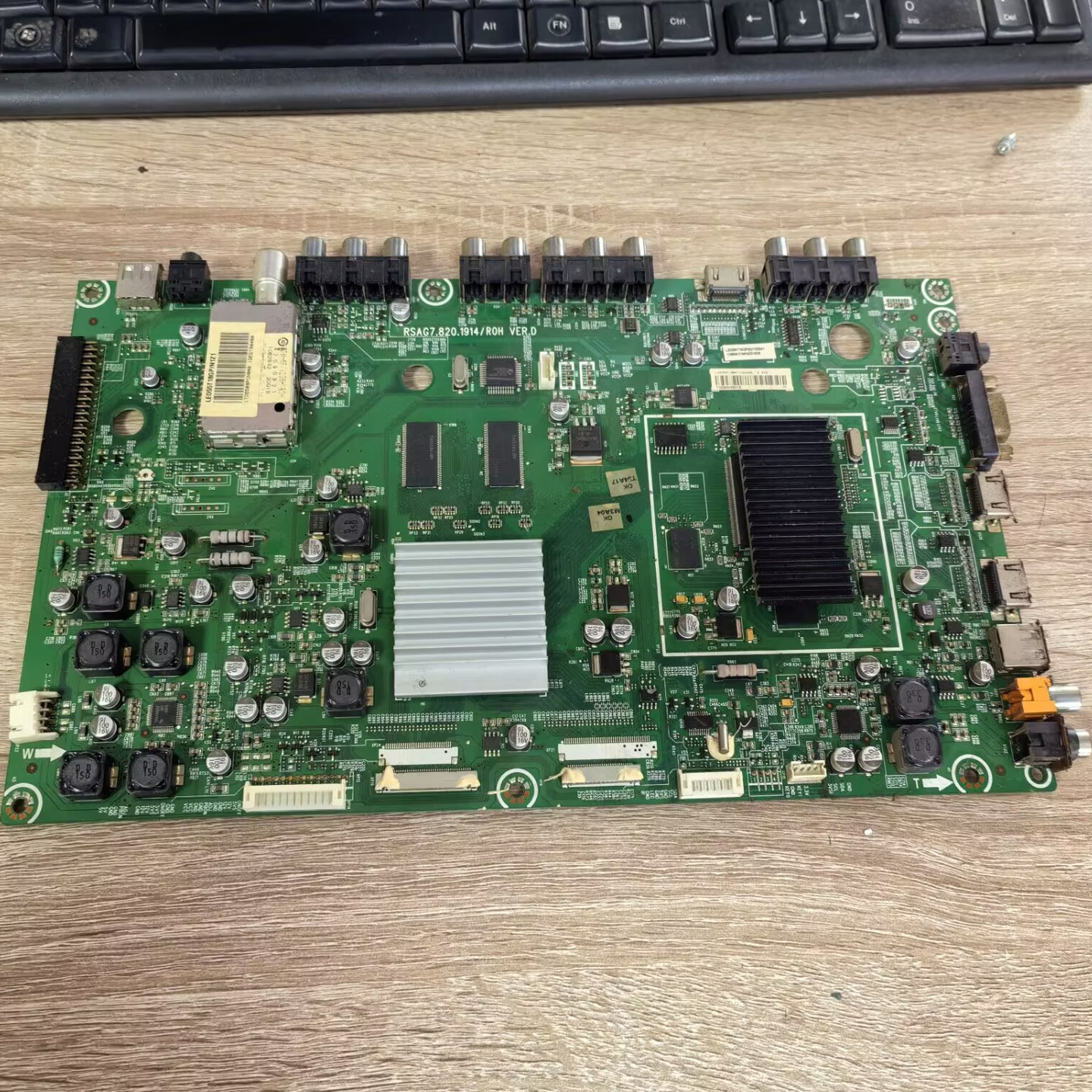 海信LED55T18GP主板RSAG7.820.1