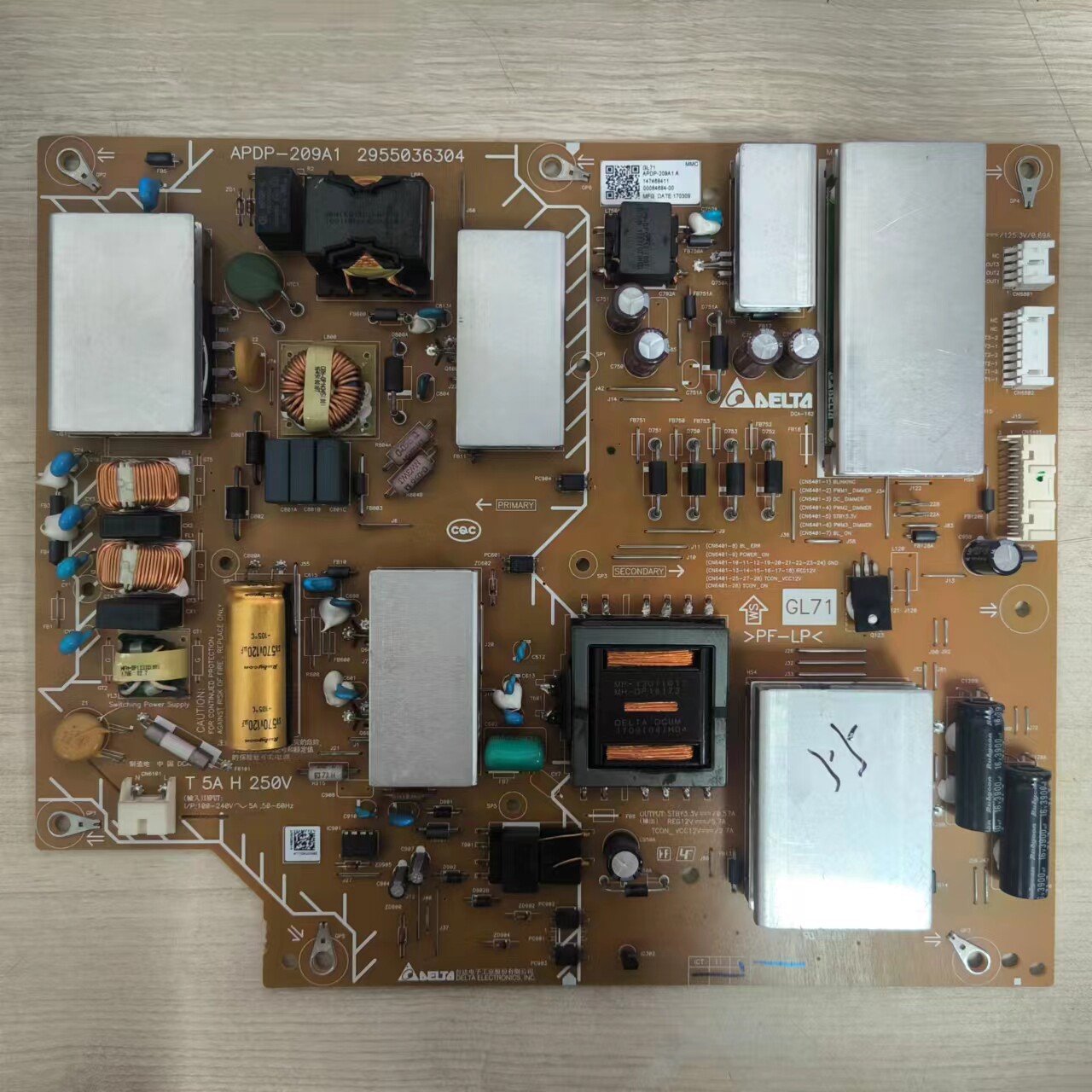 索尼KD-55X8000E电视电源板