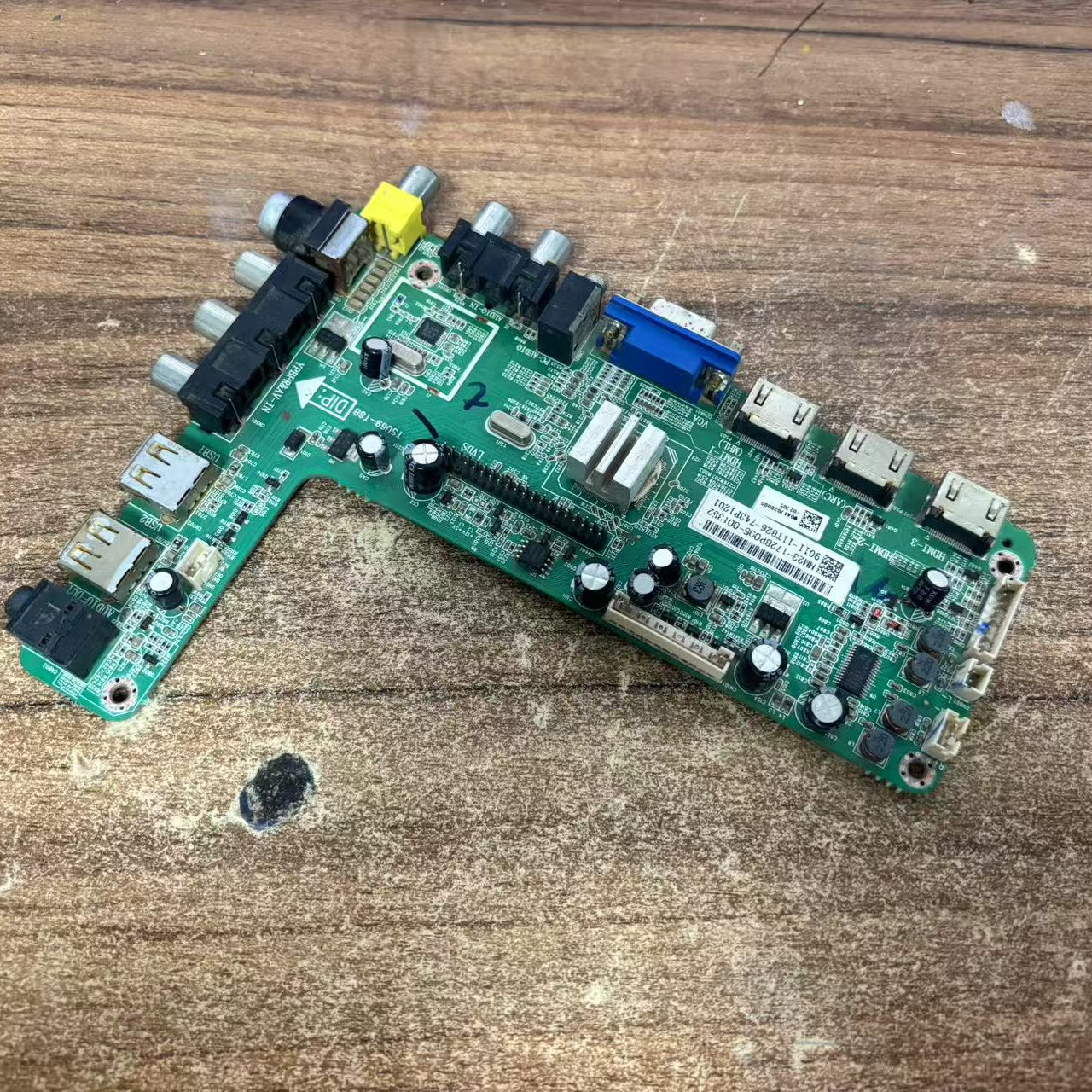 松下TH-49C580C主板4704-SU69T8-A2233K01 TSU69-T8B屏LC/K490WD9