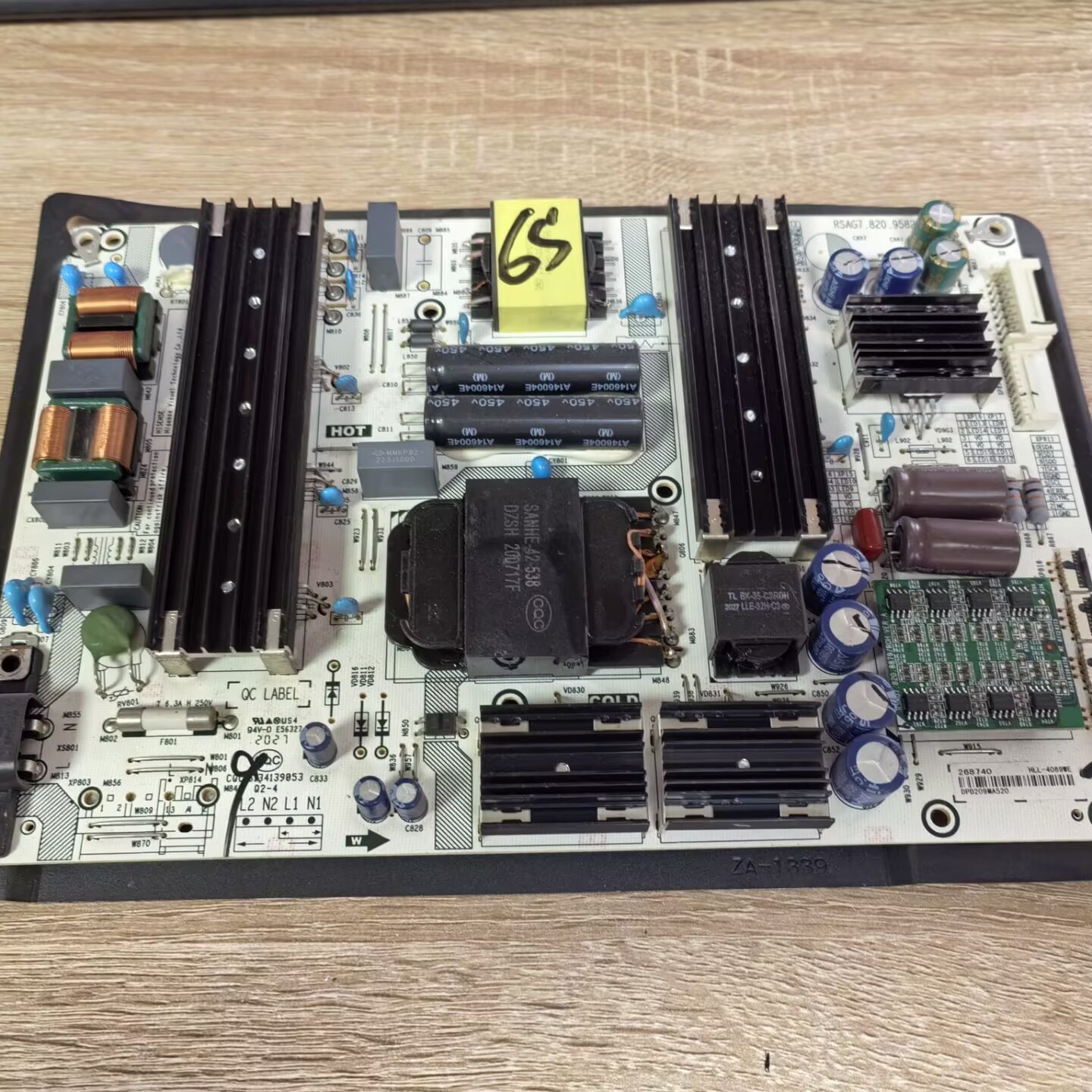 海信65A7F电源板RSAG7.820.9582