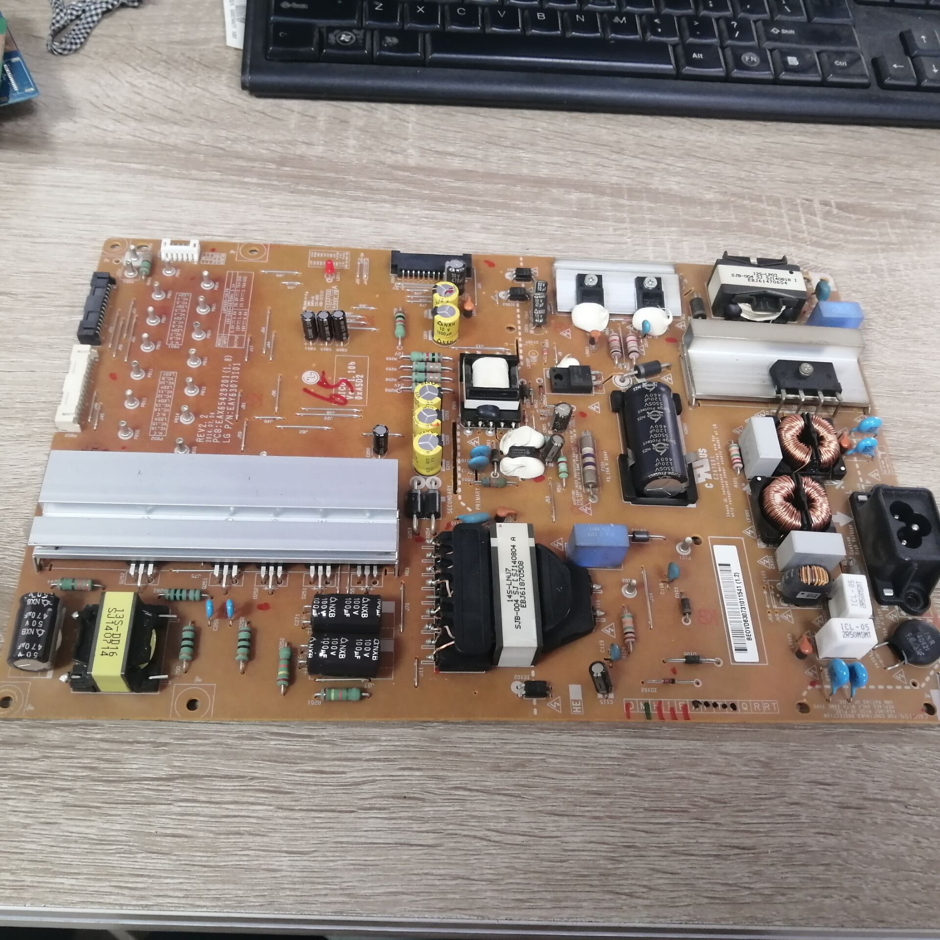 LG60GB7800-CC65GB7200-C