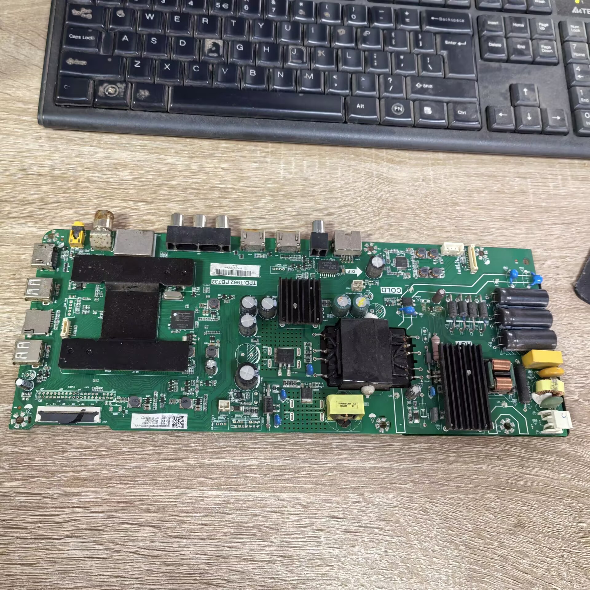 海尔LE43C51X主板TPD.T962.PB7