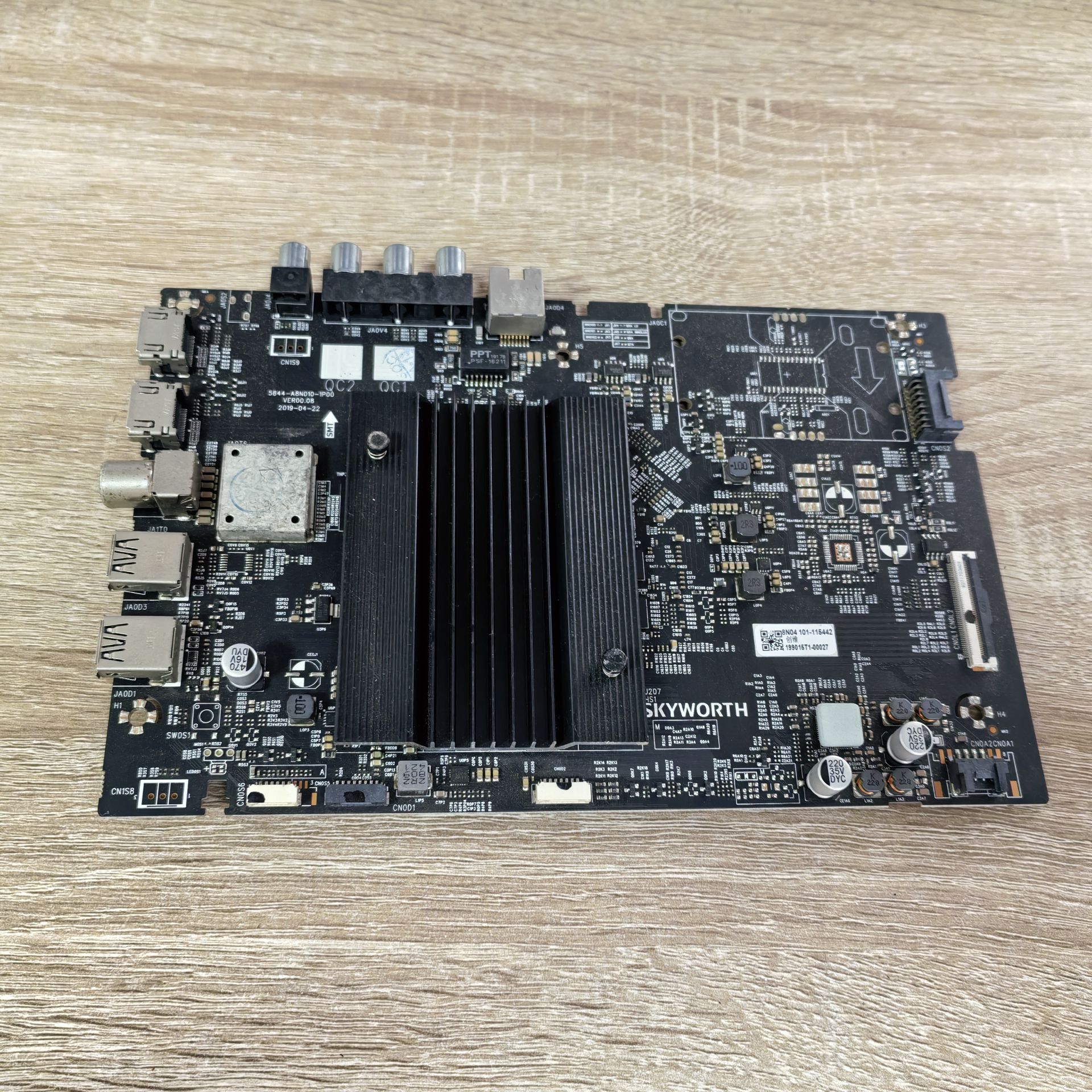 创维55H5M主板5844-A8N010-1P