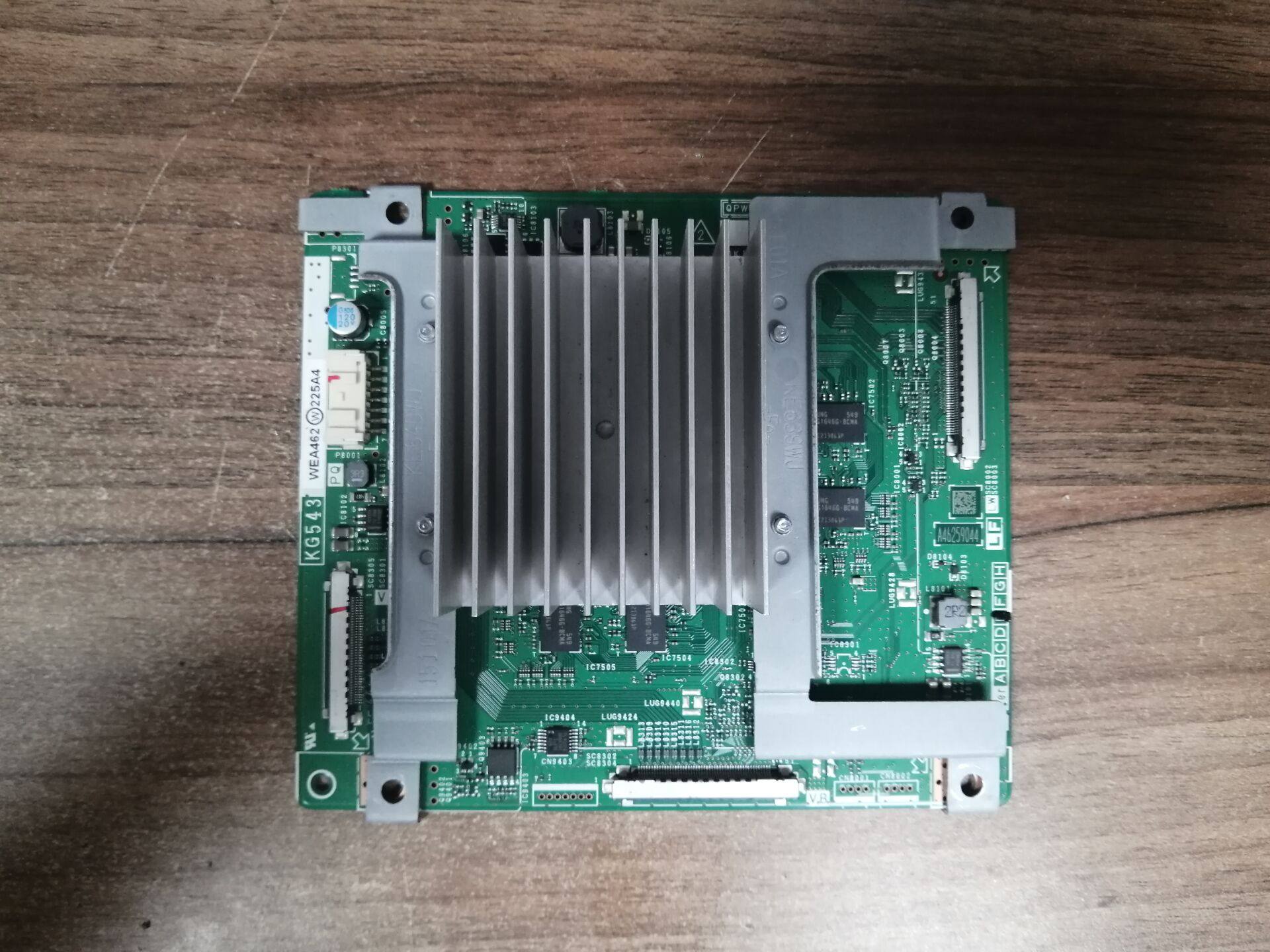 拆机夏普LCD-70UF30A数字