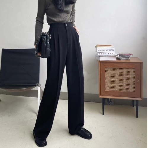 Q.LIAO女裤源头工厂店