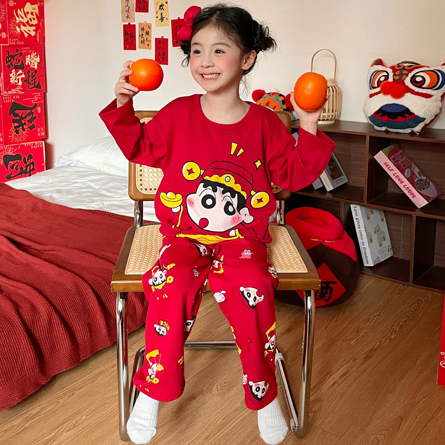 新年红色蜡笔小新卡通女孩家居服套装儿童纯棉长袖大童本命年睡衣