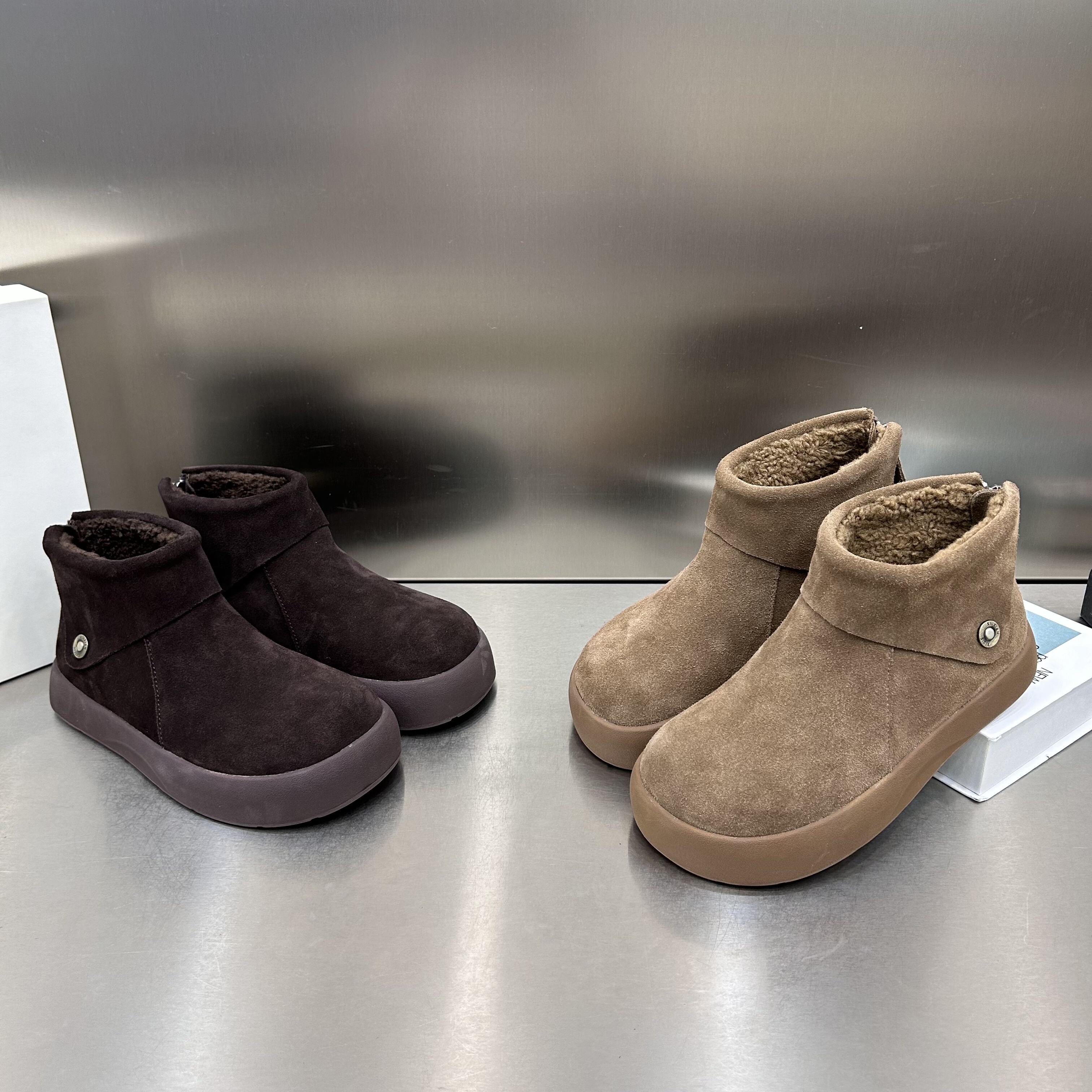 2025秋季新款复古风磨砂皮厚底5厘米加绒勃肯鞋女显脚小时尚休闲