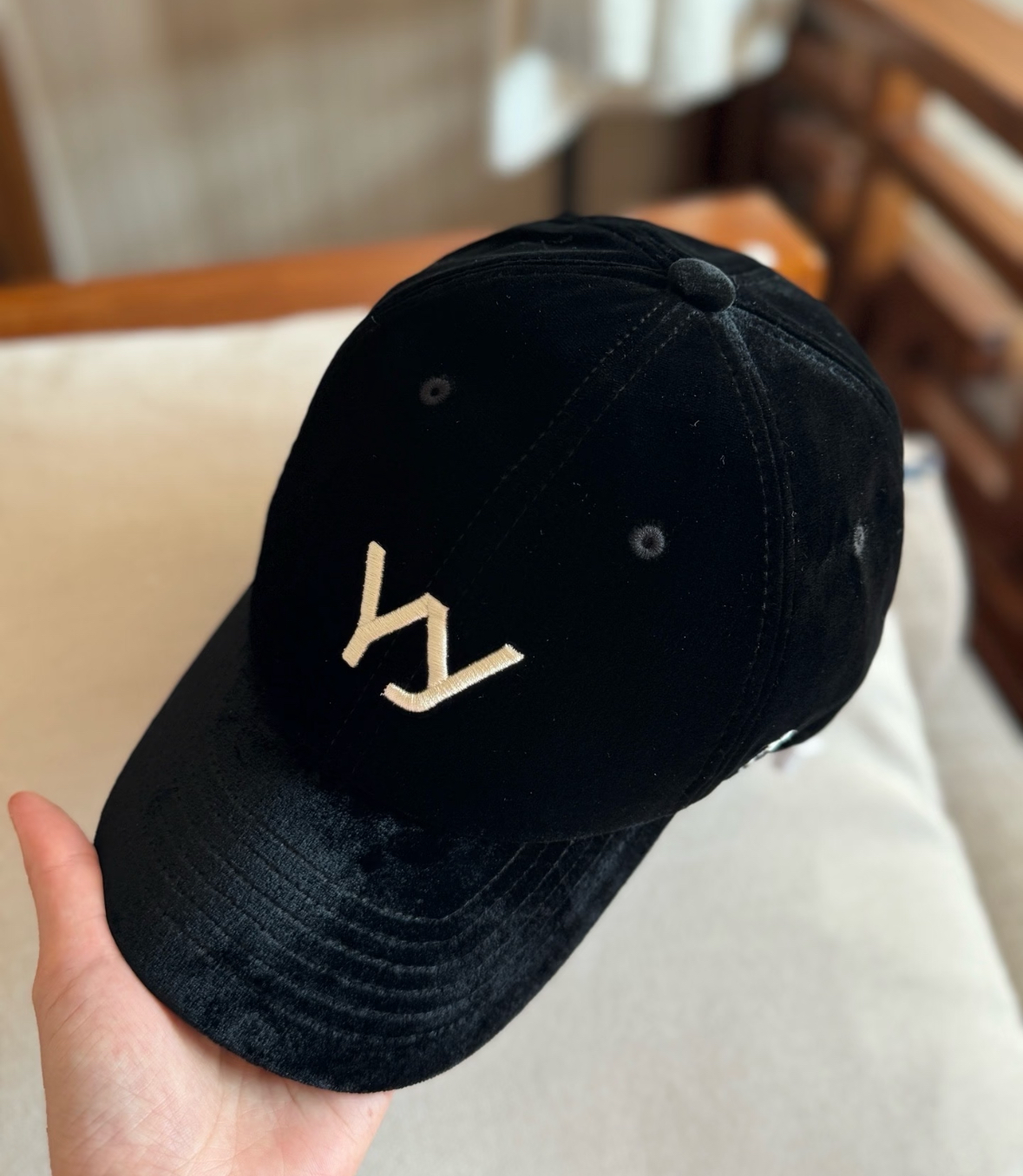 2025秋冬新款棒球帽天鹅绒Yy字母