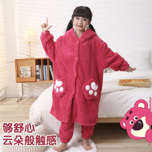 秋冬季可外穿珊瑚绒睡袍2025年新款草莓熊睡衣女童卡通可爱家居服