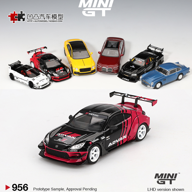 丰田GR86ADVAN改装车汽车模型