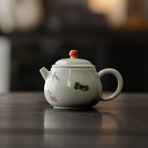手绘茶壶岁寒三友梅松竹