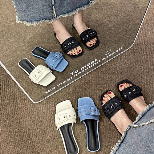大码女鞋41一43网红平底一字拖女外穿时尚仙女风防滑方头沙滩凉拖